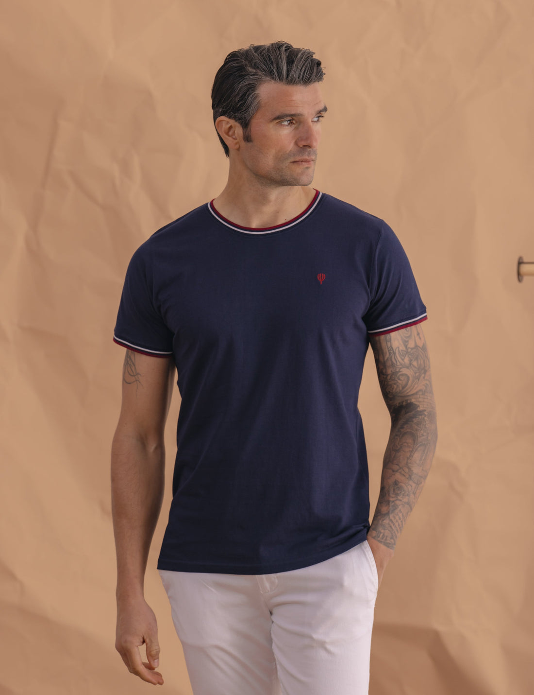 CAMISETA BÁSICA RIBETE BICOLOR